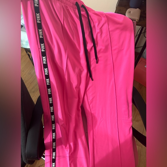 Victoria Secret PINK track pants - Picture 2 of 2